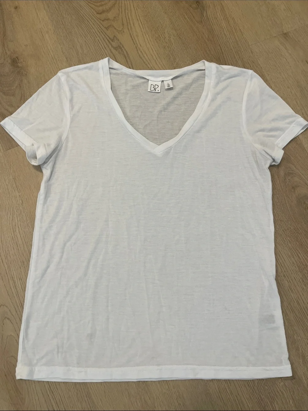 BP Nordstrom White V-Neck Short Sleeve Tee